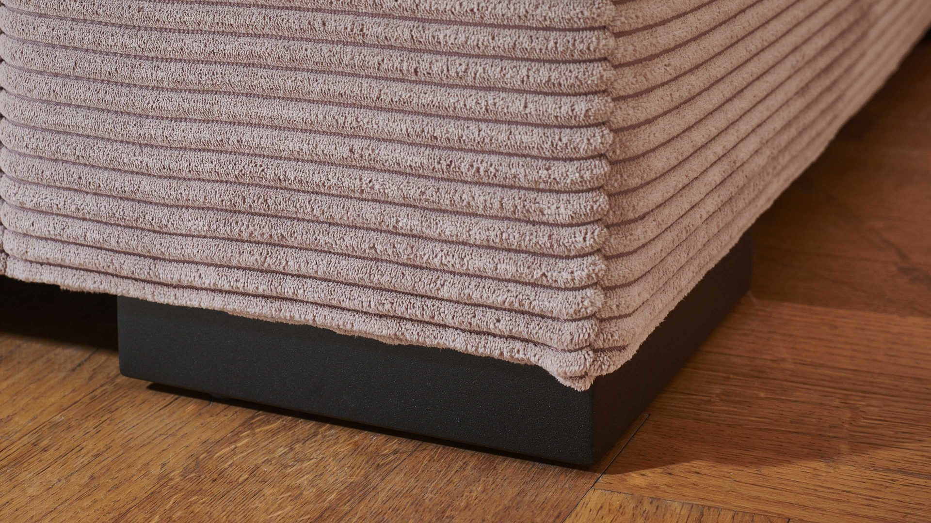 Polsterhocker A. z. iwaniccy aus Stoff in Rosa Polsterprogramm Spirit - XXL-Polsterhocker rosa Breitcord Lincoln 61 - ca. 110 x 80 cm