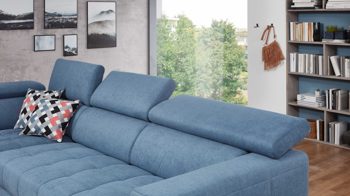 Ecksofa KAWOO aus Stoff in Blau KAWOO Serie 7567 - Ecksofa taubenblauer Bezug EQE 16 & Chromfuß C17 - Stellfläche ca. 201 x 293 cm