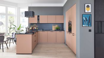 Einbauküche culineo® aus Holz in Rosa Culineo® Einbauküche C357 mit privileg Einbaugeräten Koralle & Schiefergrau - zweizeilig