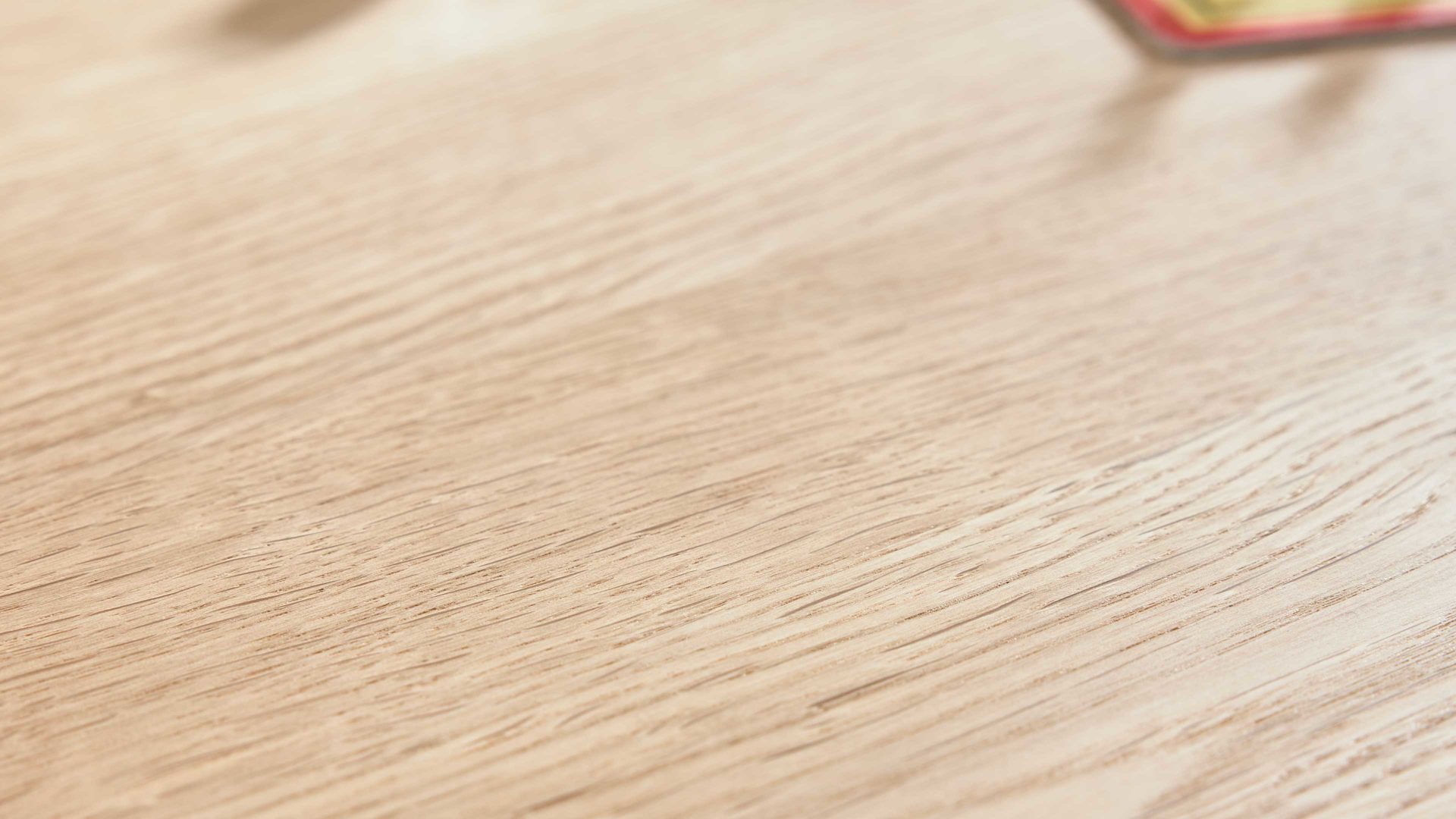 Tischgruppe Interliving aus Holz in Holzfarben Interliving Esszimmer Serie 5115 - Essgruppe mit heller Polsterung beiger Webstoff Shout 05, mandelfarbener Bezug Gaucho 02, anthrazitfarbenes Metall & astige Eiche