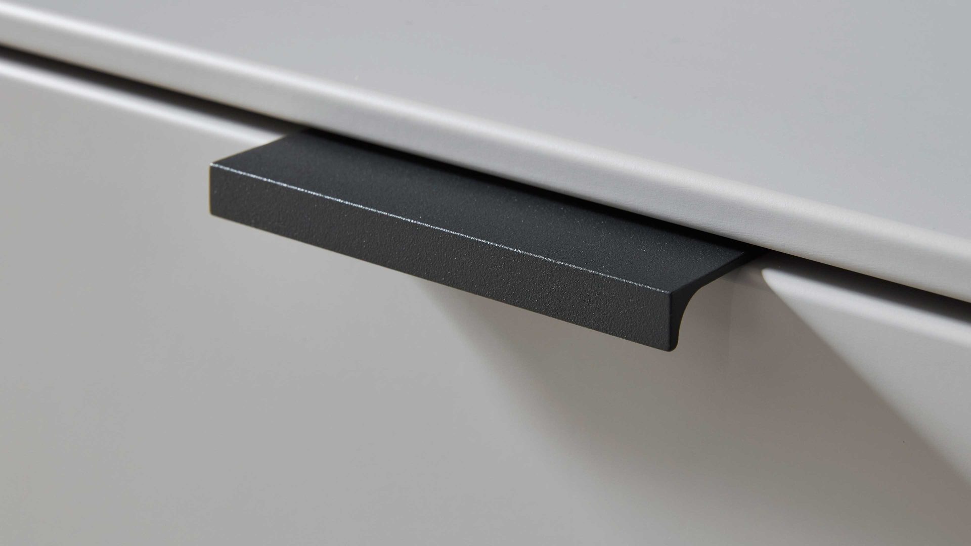 Wohnwand Wöstmann markenmöbel aus Holz in Grau WÖSTMANN Wohnprogramm WM 2380 - Wohnwand Samtgrau, Wild- & Balkeneiche - dreiteilig, Breite ca. 294 cm