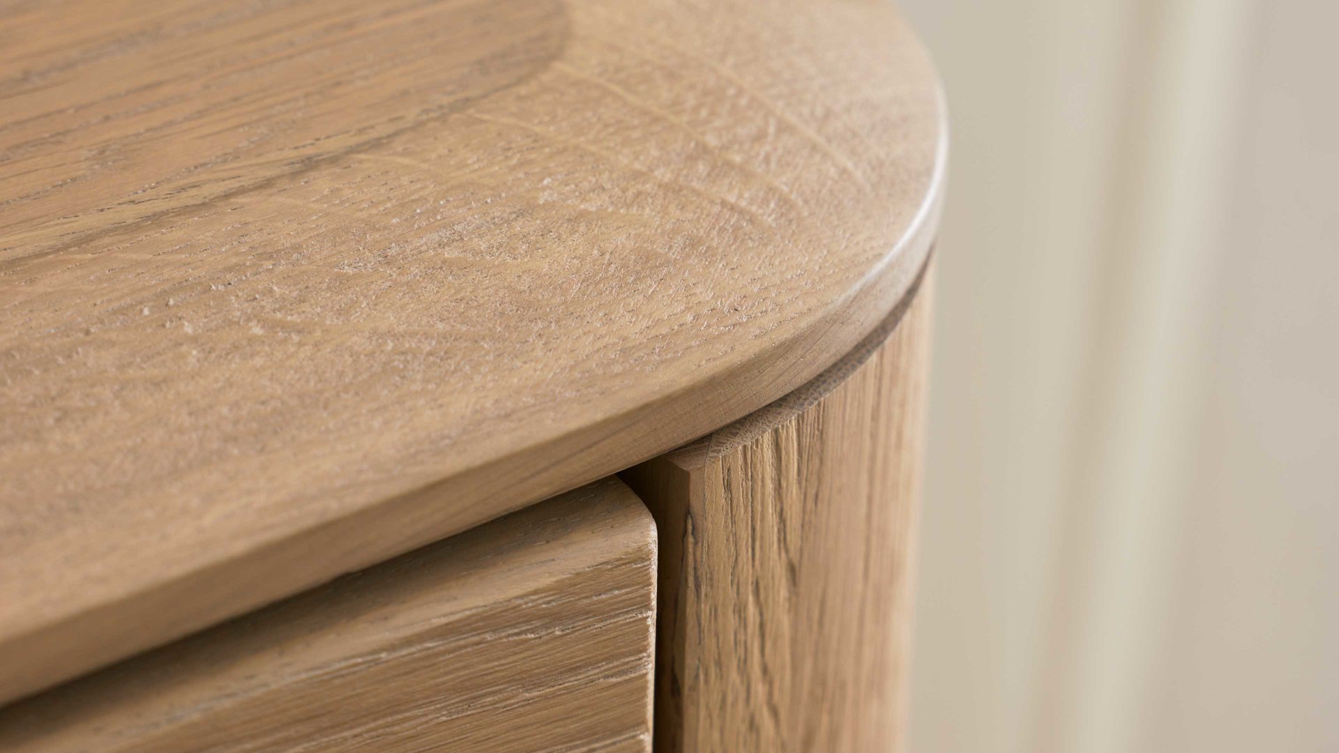 Lowboard Interliving aus Holz in Holzfarben Interliving Wohnzimmer Serie 2029 - Medien-Lowboard Wildeiche & Granit-Steinoptik - zwei Türen, zwei Schubladen, Länge ca. 200 cm