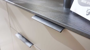 Kombikommode Interliving aus Holz in Grau Interliving Garderobe Serie 6012 - Kombikommode graubeiger Mattlack & Räuchereiche - drei Türen, eine Schublade, Breite ca. 120 cm