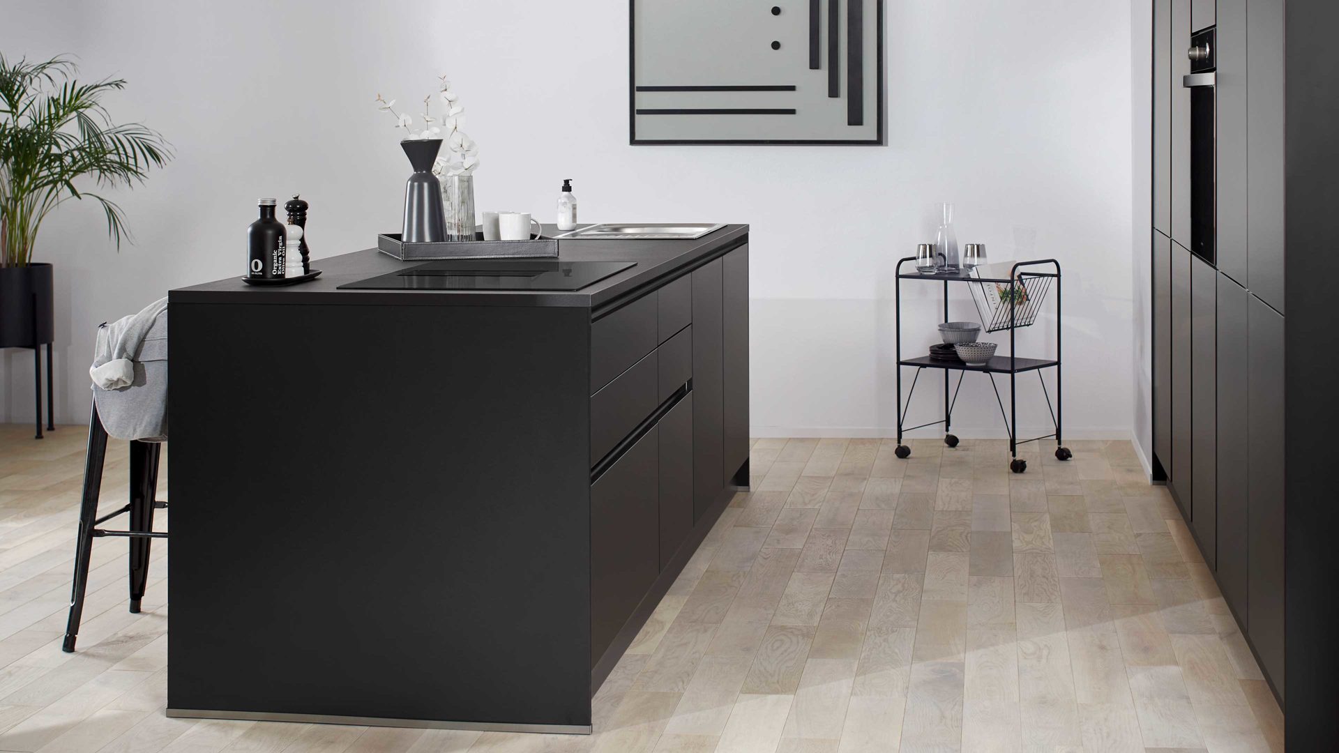 Einbauküche Express küchen aus Holz in Schwarz EXPRESS KÜCHEN Einbauküche Clean mit Einbaugeräten Mattschwarz - zweizeilig