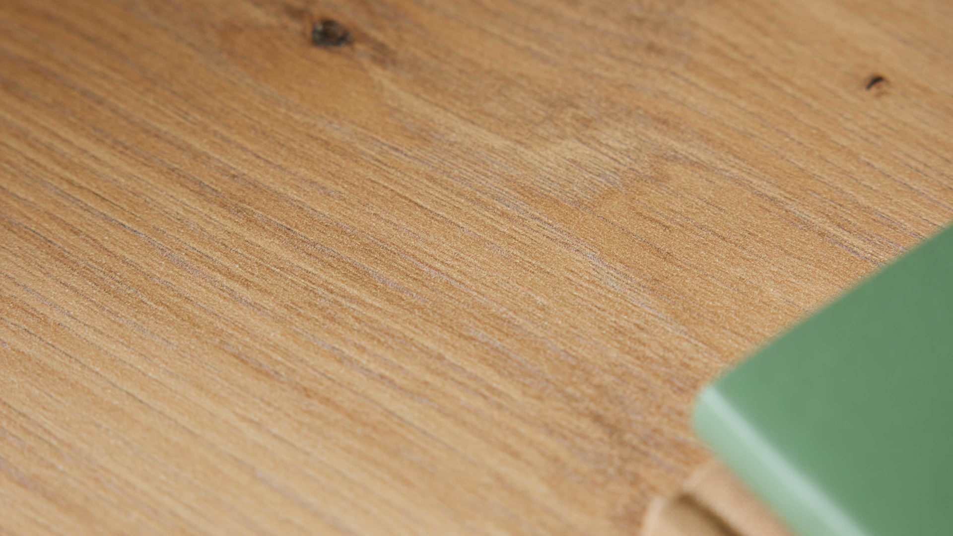 Schubladenkommode Interliving aus Holz in Weiß Interliving Kleiderschrank Serie 1208 - Schubladenkommode alpinweißes Glas & Artisan Eiche - vier Schubladen, Breite ca. 120 cm