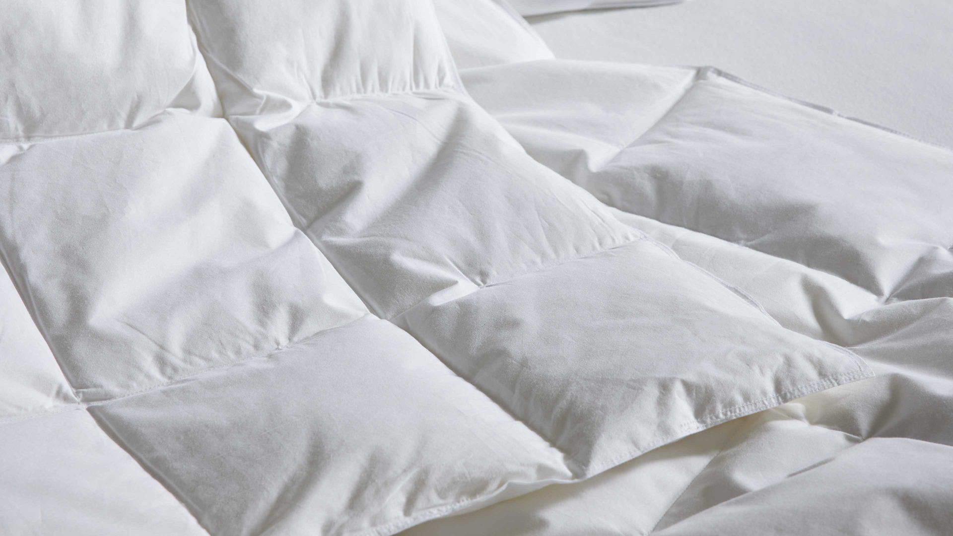 Daunendecke Interliving aus Stoff in Weiß Interliving Bettdecke Serie 9204 - Daunendecke als Sommerbett extraleicht, ca. 280 g Daunen - ca. 155 x 200 cm