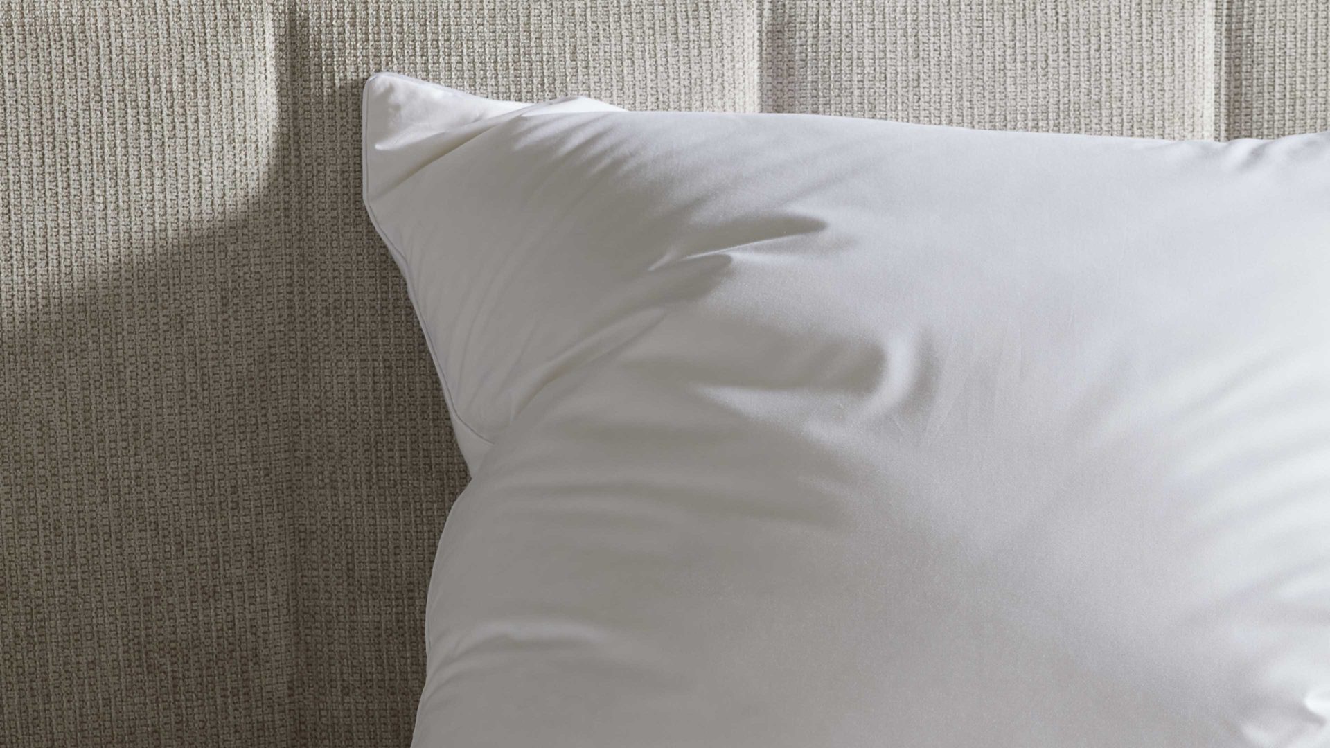 Kopfkissen Interliving aus Stoff in Weiß Interliving Kopfkissen Serie 9205 - 3-Kammerkissen ca. 1.060 g - ca. 80 x 80 cm