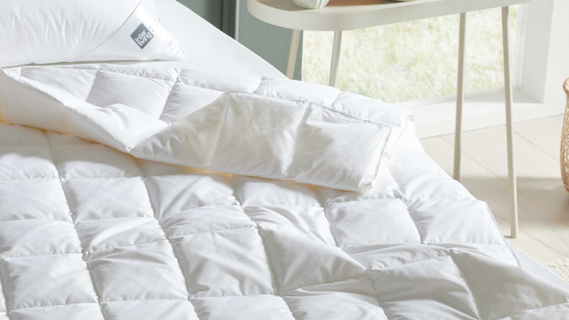 Daunendecke Interliving aus Stoff in Weiß Interliving Bettdecke Serie 9205 - Daunendecke als Sommerbett extraleicht, ca. 230 g Daunen - ca. 155 x 200 cm