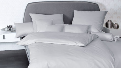 Bettwäsche-Set Janine® aus Naturfaser in Hellgrau Janine® Bettwäsche-Set Platin - ca. 240 x 220 cm