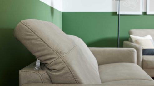 2,5-Sitzer Interliving aus Leder in Grau Interliving Sofa Serie 4065 – 2,5-Sitzer 2,5KV kieselfarbenes Leder Cloudy gravel & schwarze Metallfüße – Länge ca. 210 cm