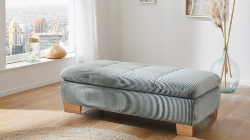 Polsterhocker Megapol aus Stoff in Hellblau Polsterprogramm VS-MP1028 - XXL-Hocker aquafarbener Cordbezug & Buchenholzfüße - ca. 135 x 63 cm