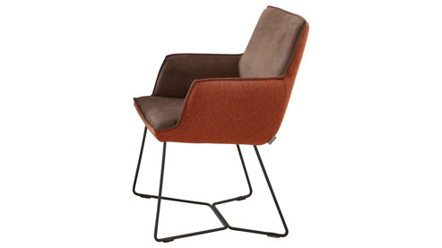 Polsterstuhl Koinor aus Leder in Braun KOINOR Dining System - Armlehnstuhl muskatfarbenes Leder India & cognacfarbener Loden 39