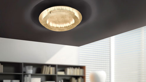 Deckenleuchte Paul neuhaus aus Metall in Metallfarben Paul Neuhaus LED-Deckenleuchte Nevis goldfarbenes, gehämmertes Metall – Durchmesser ca. 50 cm