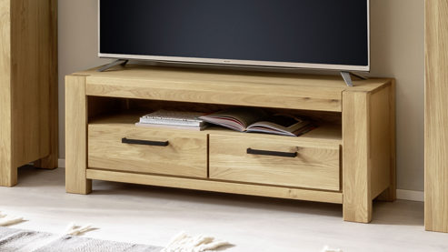 Lowboard Mca direkt aus Holz in Holzfarben Wohnprogramm Silias - TV-Lowboard Wildeiche - zwei Schubladen, ein Fach, Breite ca. 130 cm