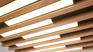 Deckenleuchte Interliving aus Holz in Schwarz Interliving Leuchten Serie 9347 - Deckenlampe Holz - ca. 62 x 60 cm