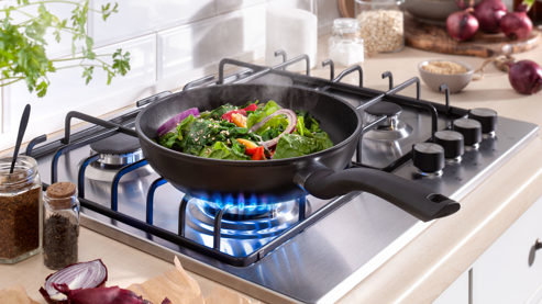 Bratpfanne Fissler aus Metall in Schwarz Fissler Induktions-Pfanne Cenit® schwarzes Aluminium - Durchmesser ca. 24 cm