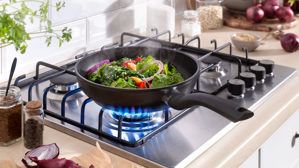 Bratpfanne Fissler aus Metall in Schwarz Fissler Induktions-Pfanne Cenit® schwarzes Aluminium - Durchmesser ca. 24 cm