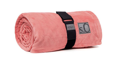 Wohndecke Ibena® aus Kunstfaser in Apricot s.Oliver Wohndecke Kuschelsoft coralefarbene Kunstfaser - ca. 150 x 200 cm