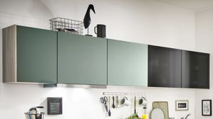 Einbauküche Pino aus Holz in Holzfarben pino Einbauküche inklusive Einbaugeräte Tanne Clay & Verde - zweizeilig