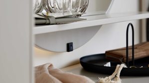 Möbelbeleuchtung Interliving aus Kunststoff in Weiß Interliving Garderoben Serie 6013 - LED-Beleuchtung Länge ca. 242 cm