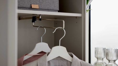 Garderoben-Set Interliving aus Holz in Weiß Interliving Garderoben Serie 6013 - Set 80 Sahara Creme & Granitfurnier - vierteilig