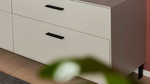 Lowboard Interliving aus Holz in Weiß Interliving Wohnzimmer Serie 2030 PLUS - Lowboard Sahara Creme & Granitfurnier - zwei Schubladen, Länge ca. 180 cm