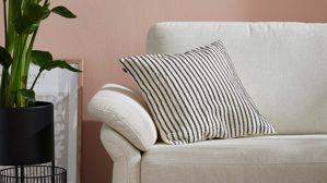 Schlafsofa Interliving aus Stoff in Weiß Interliving Schlafsofa Serie 4700 - Schlafsofa naturweißes Flachgewebe Cyber & schwarze Aluminiumfüße - Breite ca. 188 cm