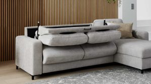 Ecksofa Interliving aus Stoff in Hellgrau Interliving Schlafsofa Serie 4700 - Ecksofa mit Schlaffunktion silberfarbener Bezug Toni & schwarze Metallfüße - Stellfläche ca. 270 x 190 cm