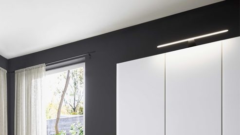 Möbelbeleuchtung Interliving aus Kunststoff in Schwarz Interliving Schlafzimmer Serie 1033 – Aufsatzleuchten-Set zweiteilig