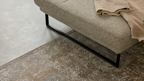 Möbelfuß Interliving aus Metall in Schwarz Interliving Sofa Serie 4460 - Kufengestell mattschwarzes Metall