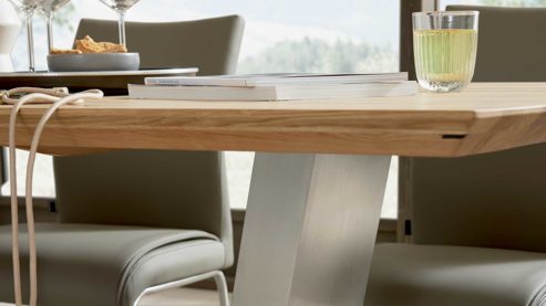 Esstisch Interliving aus Holz in Holzfarben Interliving Esszimmer Serie 5122 – Esstisch Wildeiche & Edelstahl - ca. 160 x 90 cm