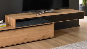 Lowboard Interliving aus Holz in Holzfarben Interliving Wohnzimmer Serie 2033 - Lowboard dunkelgraues Glas & Asteiche - zwei Schubladen, Länge ca. 182 cm