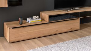 Lowboard Interliving aus Holz in Holzfarben Interliving Wohnzimmer Serie 2033 - Lowboard 126605 Asteiche - eine Klapptür, Länge ca. 182 cm