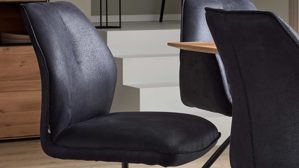 Vierfußstuhl Interliving aus Kunstfaser in Schwarz Interliving Esszimmer Serie 5116 – Polsterstuhl carbonschwarze Mikrofaser Night & schwarzes Gestell F37