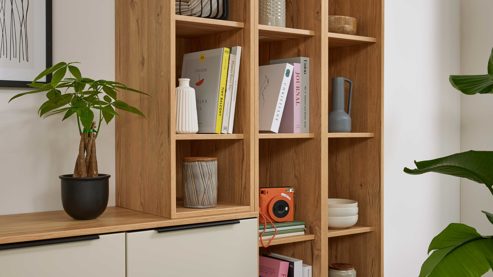 Regal Interliving aus Holz in Holzfarben Interliving Wohnzimmer Serie 2032 - Regalkombination EB09061 Risseiche - dreiteilig