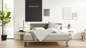 Möbelbeleuchtung Interliving aus Holz in Weiß Interliving Schlafzimmer Serie 1032 – Komplettzimmer mit Beleuchtung Weiß & Kieselgrau - Liegefläche ca. 180 x 200 cm