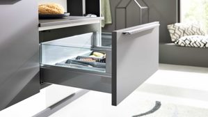 Badmöbel-Set Interliving aus Holz in Grau Interliving Bad Serie 7317 - Basis-Set mit Waschtisch Schiefergrau - Breite ca. 140 cm