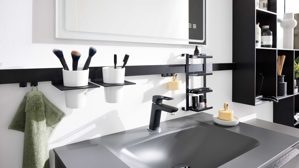 Möbelbeleuchtung Interliving aus Metall in Schwarz Interliving Bad Serie 7317 – Zubehör-Set Sign Emotion mattschwarzes Metall & LED-Beleuchtung