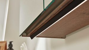 Möbelbeleuchtung Interliving aus Kunststoff in Schwarz Interliving Bad Serie 7402 – Nischenbeleuchtung 10,5 Watt - Länge ca. 88 cm