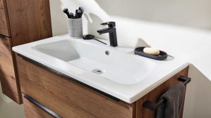 Badmöbel-Set Interliving aus Holz in Holzfarben Interliving Bad Serie 7402 – Badmöbel-Set Havanna Eiche