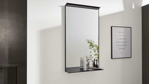 Wandspiegel Interliving aus Spiegel in Transparent Interliving Bad Serie 7961 - beleuchteter Wandspiegel mattschwarzes Metall - ca. 40 x 72 cm