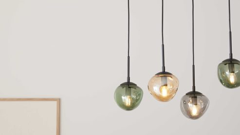 Pendelleuchte Interliving aus Glas in Mehrfarbig Interliving Leuchten Serie 9350 - Hängelampe Glas in Amber, Grün & Rauch - sechs Lampenschirme