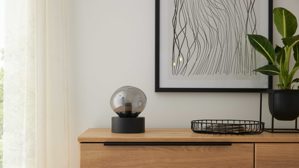 Tischleuchte Interliving aus Glas in Grau Interliving Leuchten Serie 9350 - Tischlampe rauchfarbenes Glas - Höhe ca. 19 cm