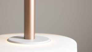 Pendelleuchte Interliving aus Metall in Hellgrau Interliving Leuchten Serie 9351 - Hängelampe warmgraues & kaffeefarbenes Metall - ein Lampenschirm