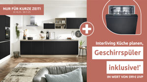 Einbauküche Interliving aus Holz in Schwarz Interliving Küche Serie 3024 mit AEG-Einbaugeräten Mattschwarz & Asteiche natur – zweizeilig