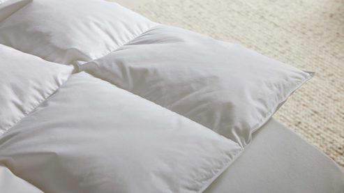 Daunendecke Interliving aus Federn + Daunen in Weiß Interliving Bettdecke Serie 9212 - Cassettendecke als Daunendecke normal, ca. 700 g Daunen & Federn - ca. 135 x 200 cm